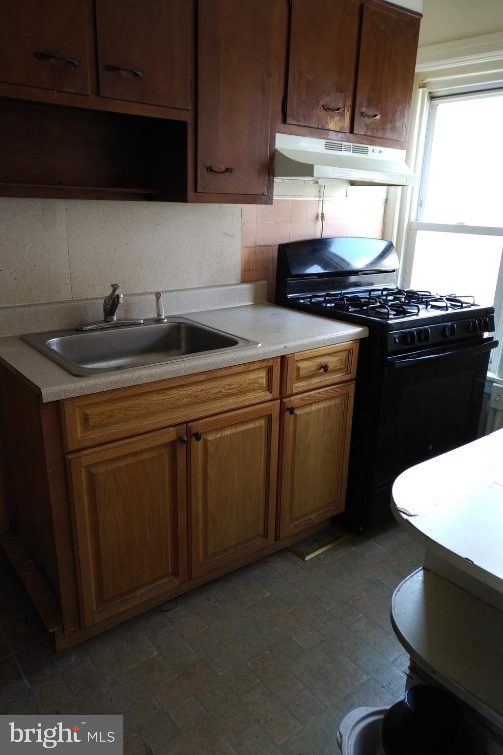 7141 Radbourne Road Upper Darby, PA 19082 - Photo 6 of 12 Kitchen