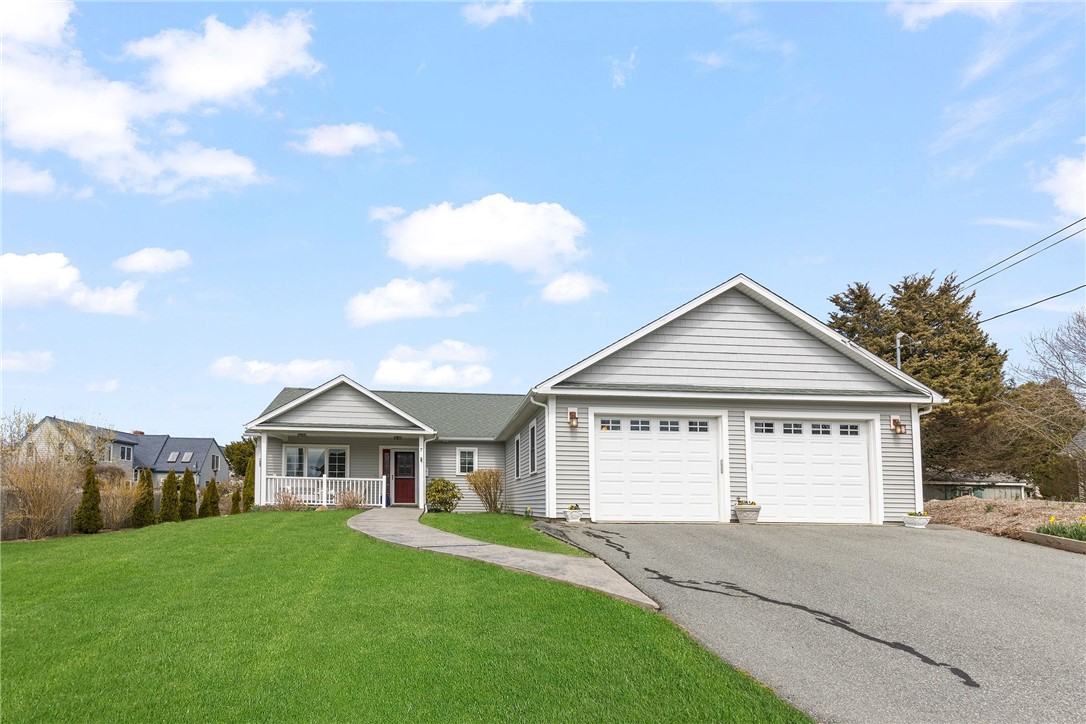 7 Gooseberry Road Newport, RI 02840 - Photo 2 of 35