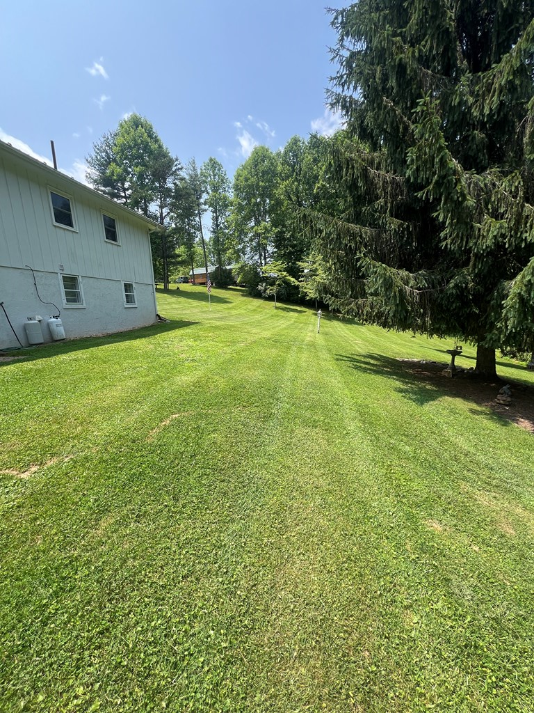 1095 Kanawha Ridge Road Dugspur, VA 24325 - Photo 57 of 59 Gallery Image 57