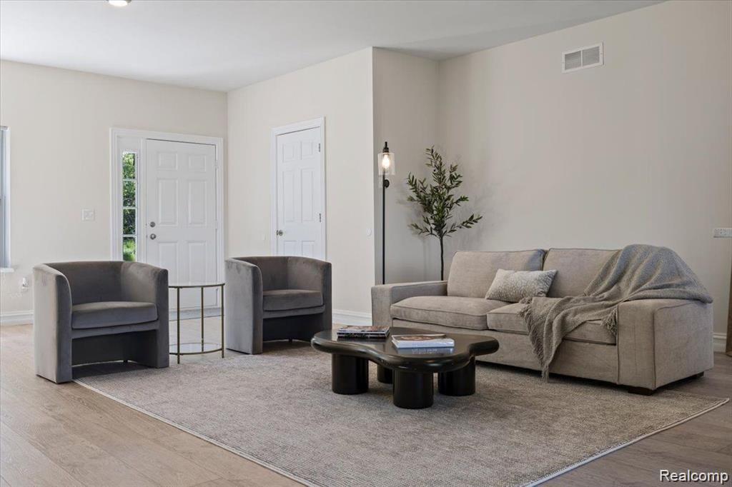 3243 Lohr Road Ann Arbor, MI 48108 - Photo 4 of 24