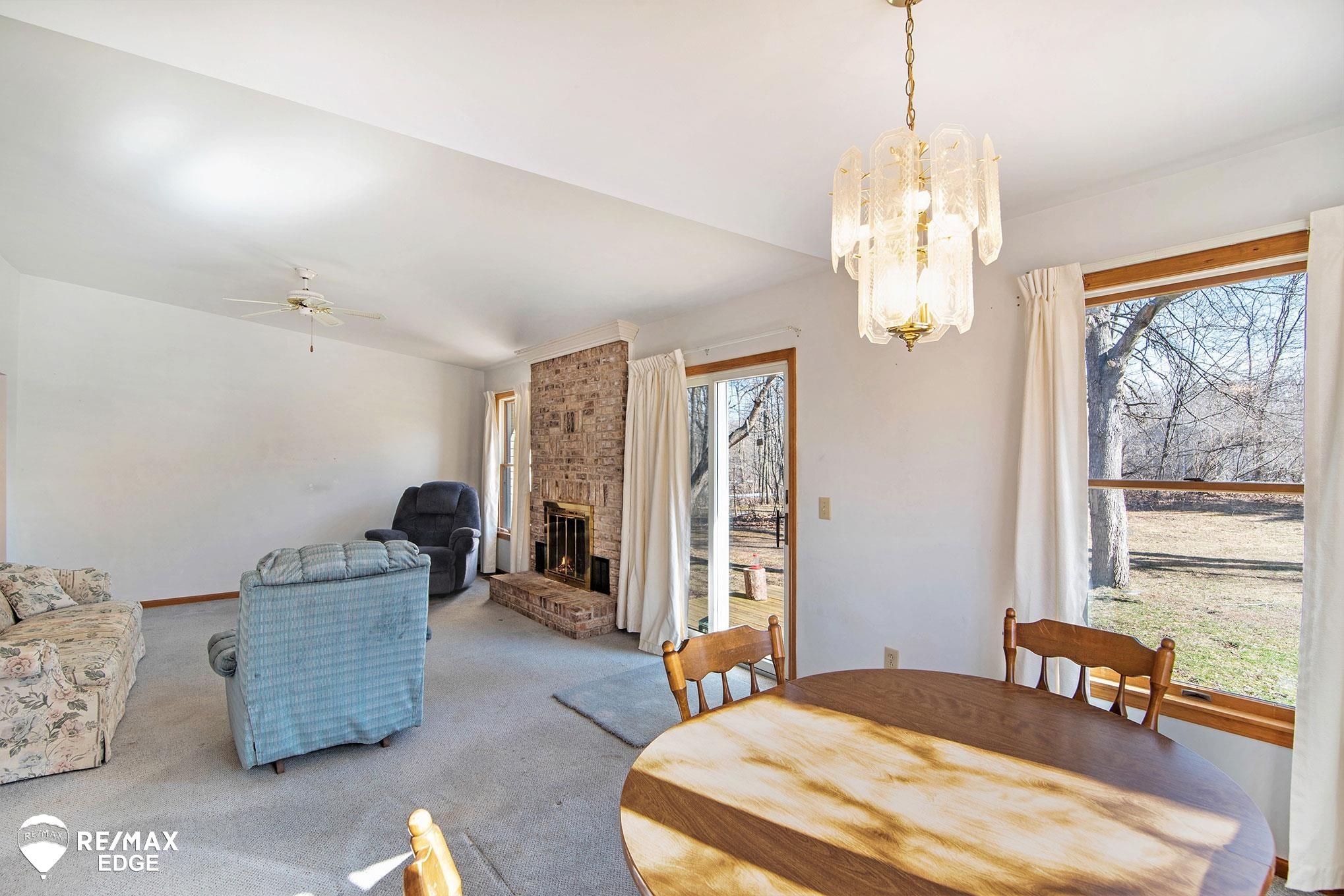 102 Gray Road Lapeer, MI 48446 - Photo 17 of 39 50103820-17.JPG