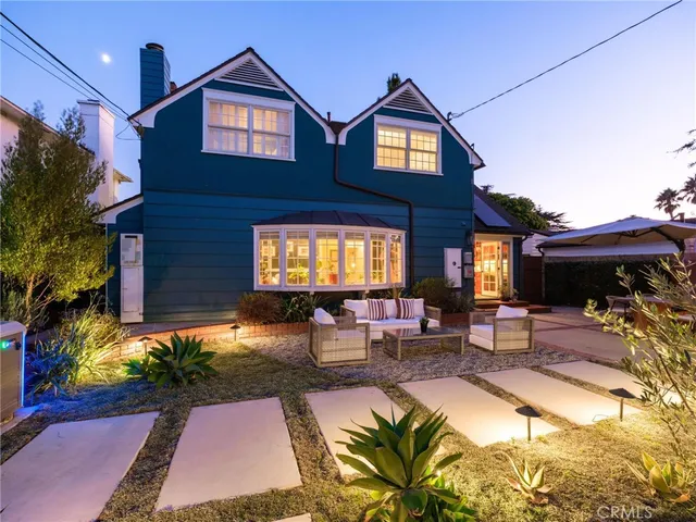 $1,698,000 | 909 East Marshall Place, Long Beach, CA 90807