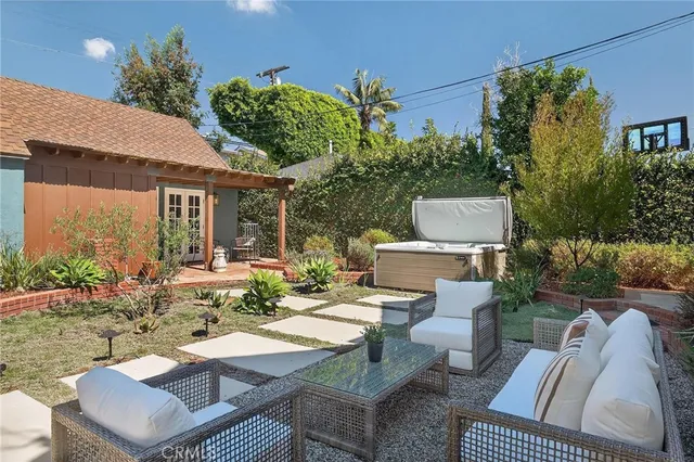 $1,698,000 | 909 East Marshall Place, Long Beach, CA 90807