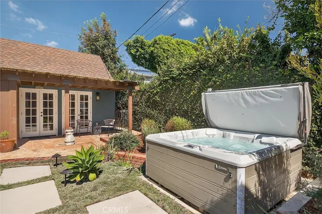 $1,698,000 | 909 East Marshall Place, Long Beach, CA 90807