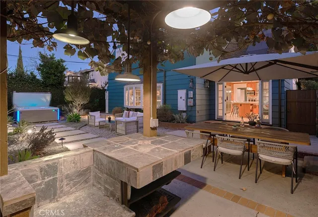 $1,698,000 | 909 East Marshall Place, Long Beach, CA 90807