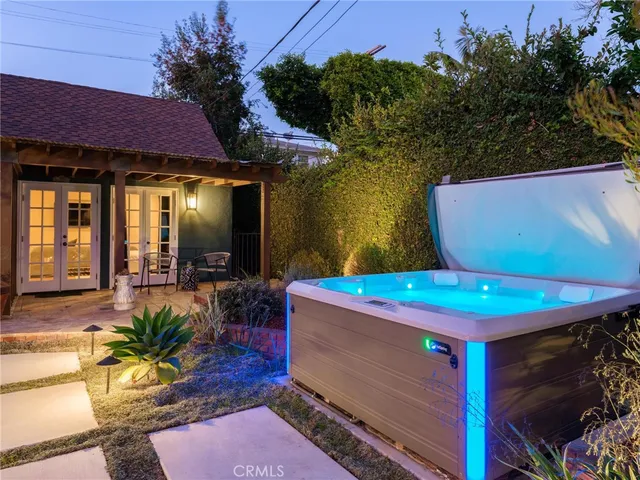 $1,698,000 | 909 East Marshall Place, Long Beach, CA 90807