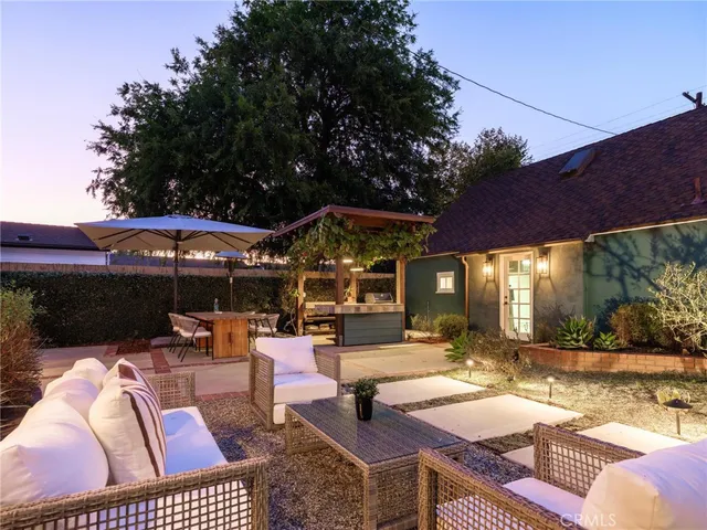 $1,698,000 | 909 East Marshall Place, Long Beach, CA 90807