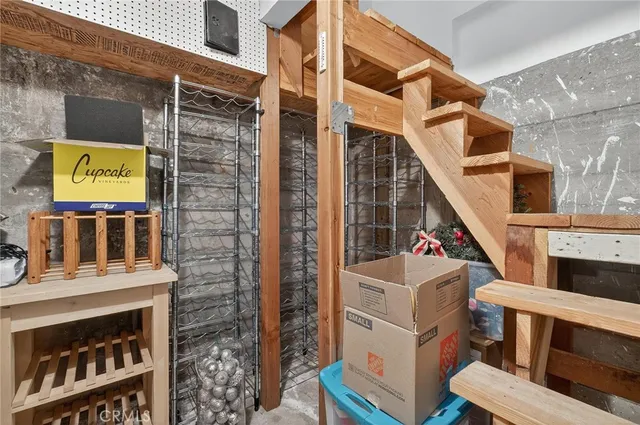 $1,698,000 | 909 East Marshall Place, Long Beach, CA 90807