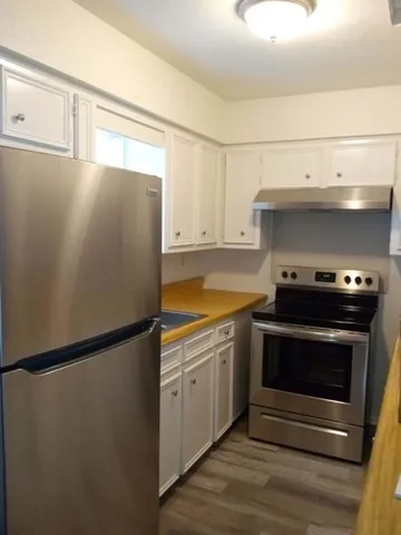 $2,495,000 | 202 South Broadway Street, Bells, TX 75414