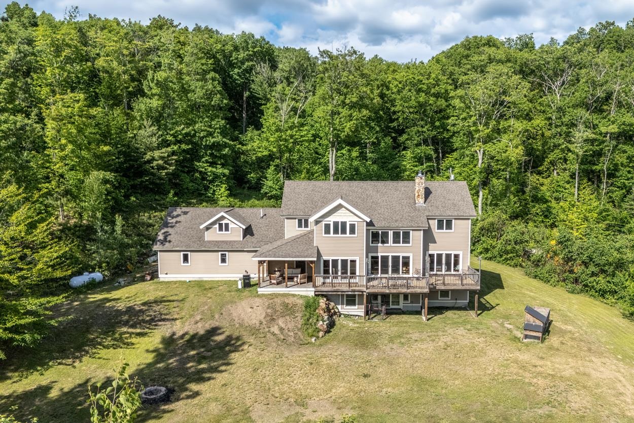 2370 Hopkinton Road Hopkinton, NH 03229 - Photo 1 of 39