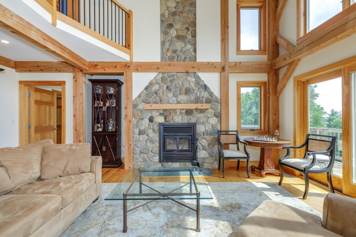 2370 Hopkinton Road Hopkinton, NH 03229 - Photo 4 of 39