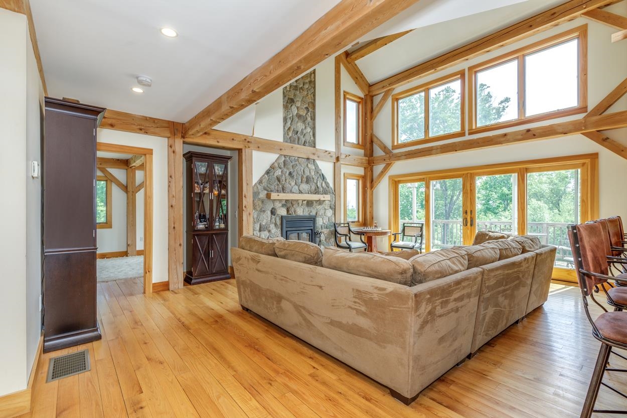 2370 Hopkinton Road Hopkinton, NH 03229 - Photo 5 of 39