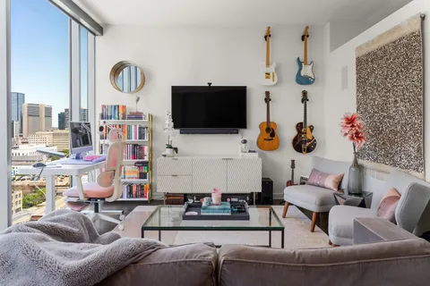 $459,900 | 1212 Laurel Street, Unit 1412, Nashville, TN 37203