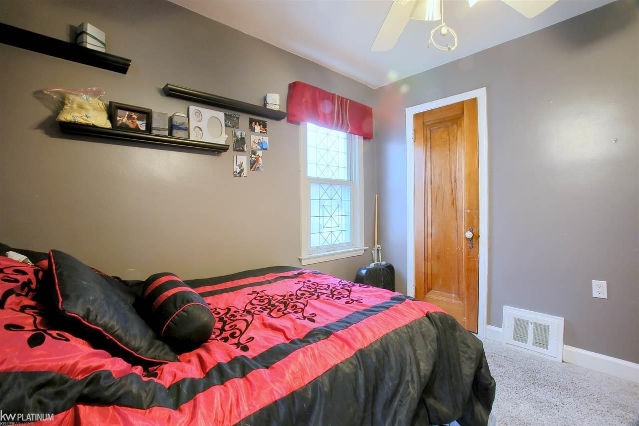 29769 Ruthdale Street Roseville, MI 48066 - Photo 20 of 28 50028345-19.JPG