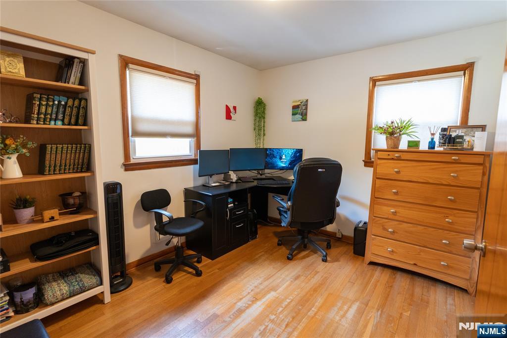 93 Brighton Road Clifton, NJ 07012 - Photo 13 of 32