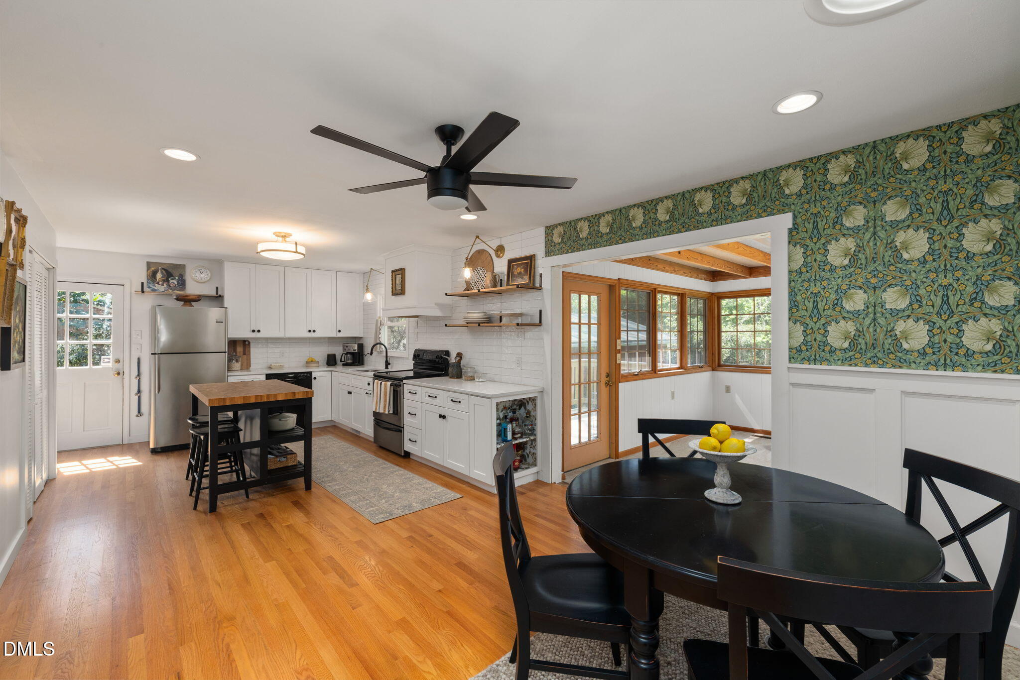 600 Tinkerbell Road Chapel Hill, NC 27517 - Photo 14 of 41 Updated Hardwoods