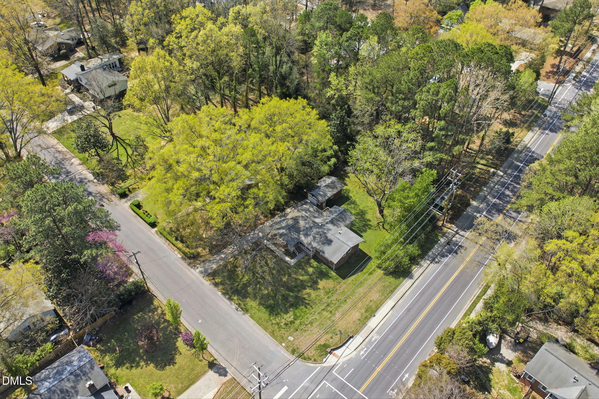 600 Tinkerbell Road Chapel Hill, NC 27517 - Photo 29 of 41 Overview