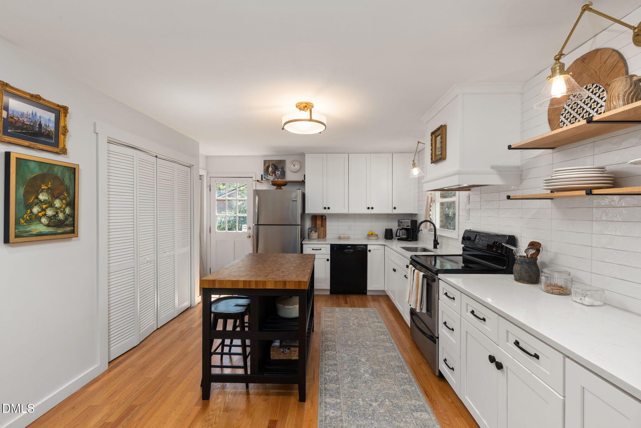 600 Tinkerbell Road Chapel Hill, NC 27517 - Photo 10 of 41 Kitchen