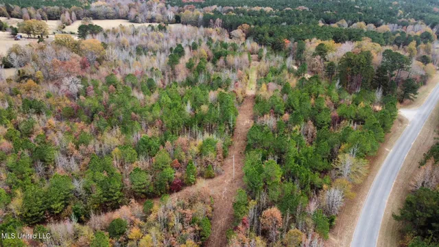 $50,000 | 8 County Road 3122, French Camp, MS 39745