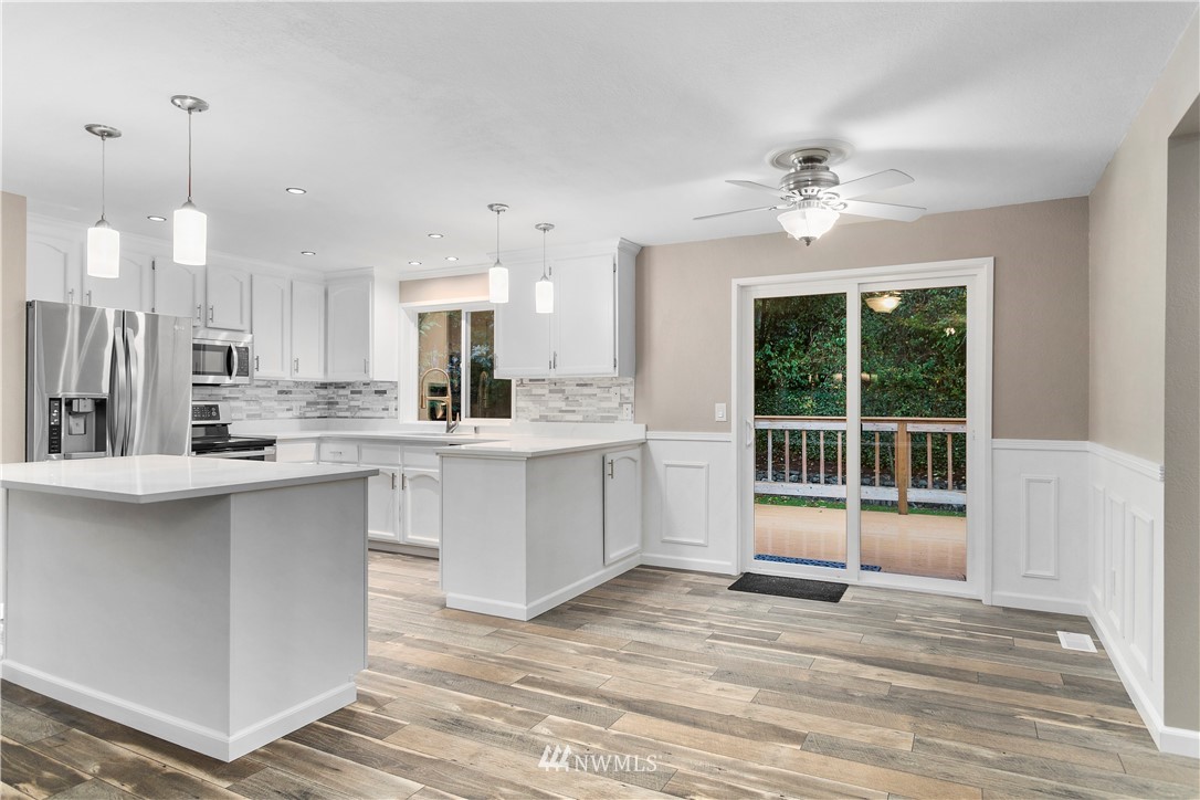 2402 236th Street Southwest Brier, WA 98036 - Photo 13 of 35 Gallery Image 13