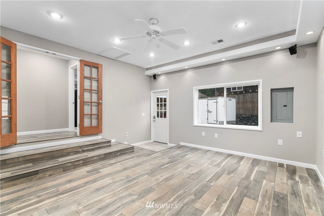 2402 236th Street Southwest Brier, WA 98036 - Photo 15 of 35 Gallery Image 15