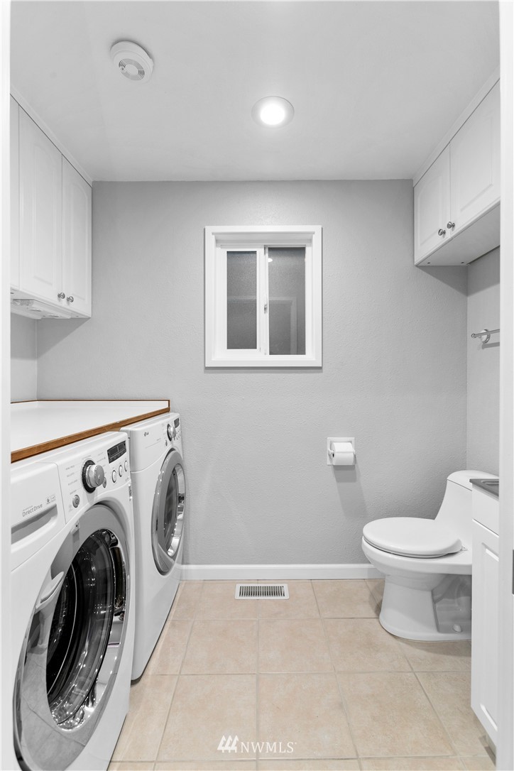 2402 236th Street Southwest Brier, WA 98036 - Photo 26 of 35 Gallery Image 26