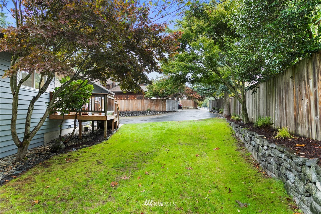 2402 236th Street Southwest Brier, WA 98036 - Photo 31 of 35 Gallery Image 31