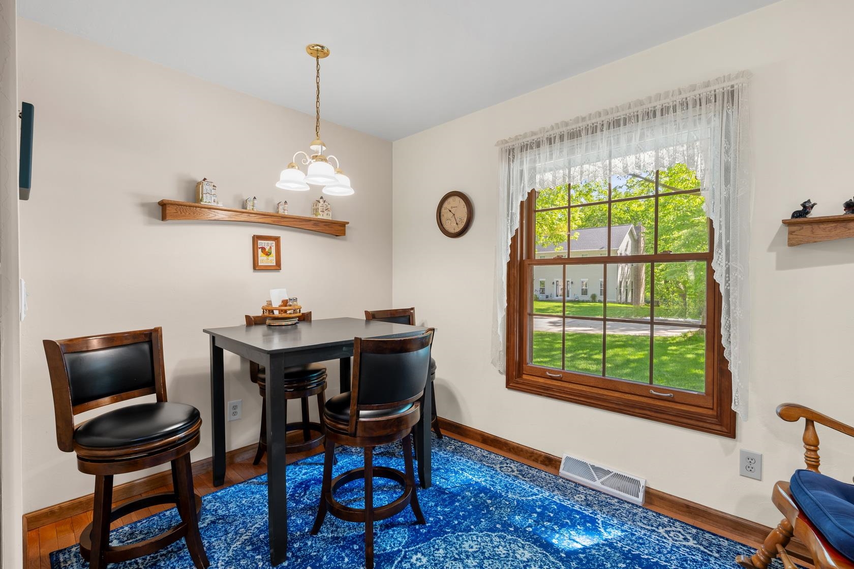 250 Traders Point Green Bay, WI 54302 - Photo 16 of 56