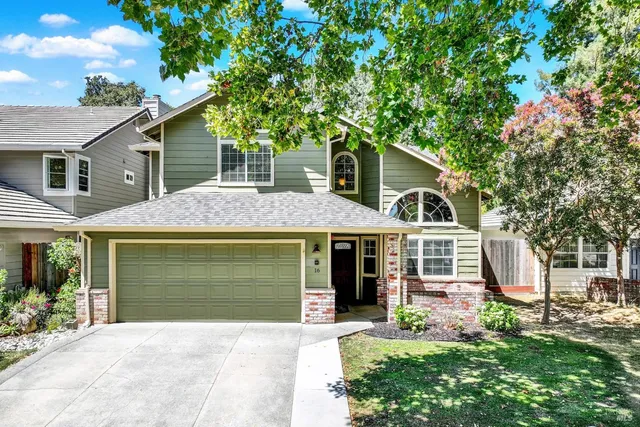 $915,000 | 16 Winestone Court, Napa, CA 94558