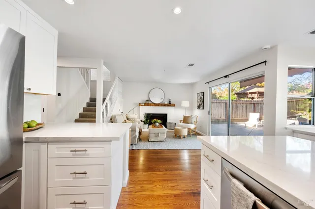 $915,000 | 16 Winestone Court, Napa, CA 94558