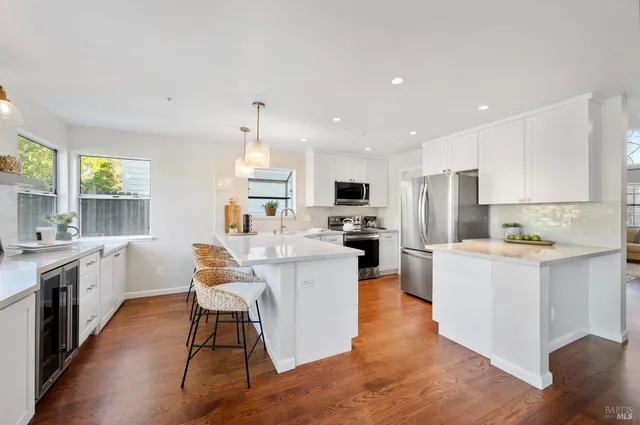 $915,000 | 16 Winestone Court, Napa, CA 94558