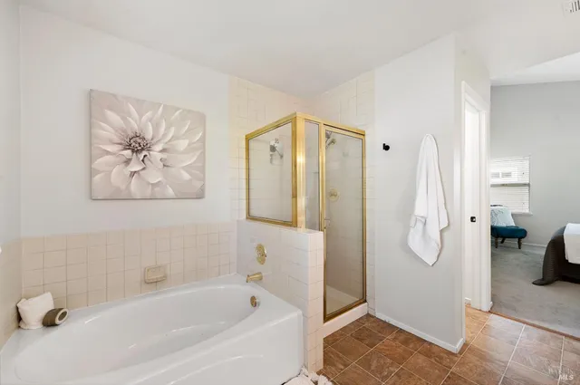 $915,000 | 16 Winestone Court, Napa, CA 94558