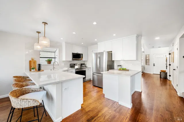 $915,000 | 16 Winestone Court, Napa, CA 94558