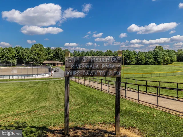 $399,900 | 1511 Beverly Court, Frederick, MD 21701