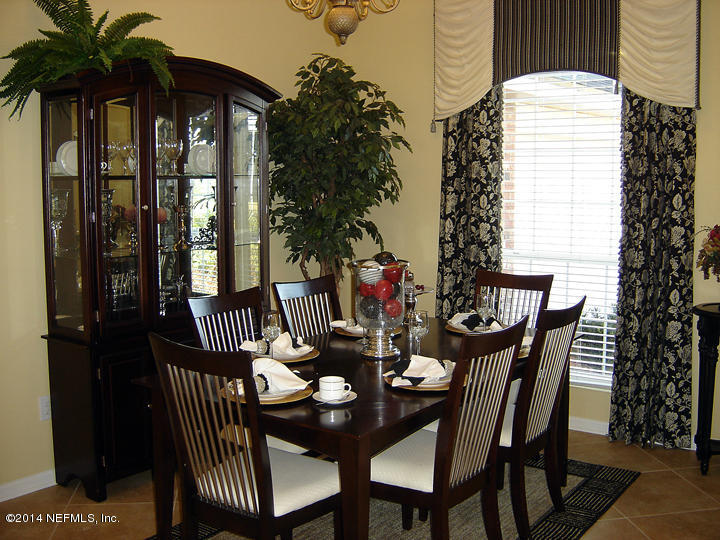 1583 Falkland Road East Jacksonville, FL 32221 - Photo 11 of 33 2260Edgewater_GlenEagle_DR_FB