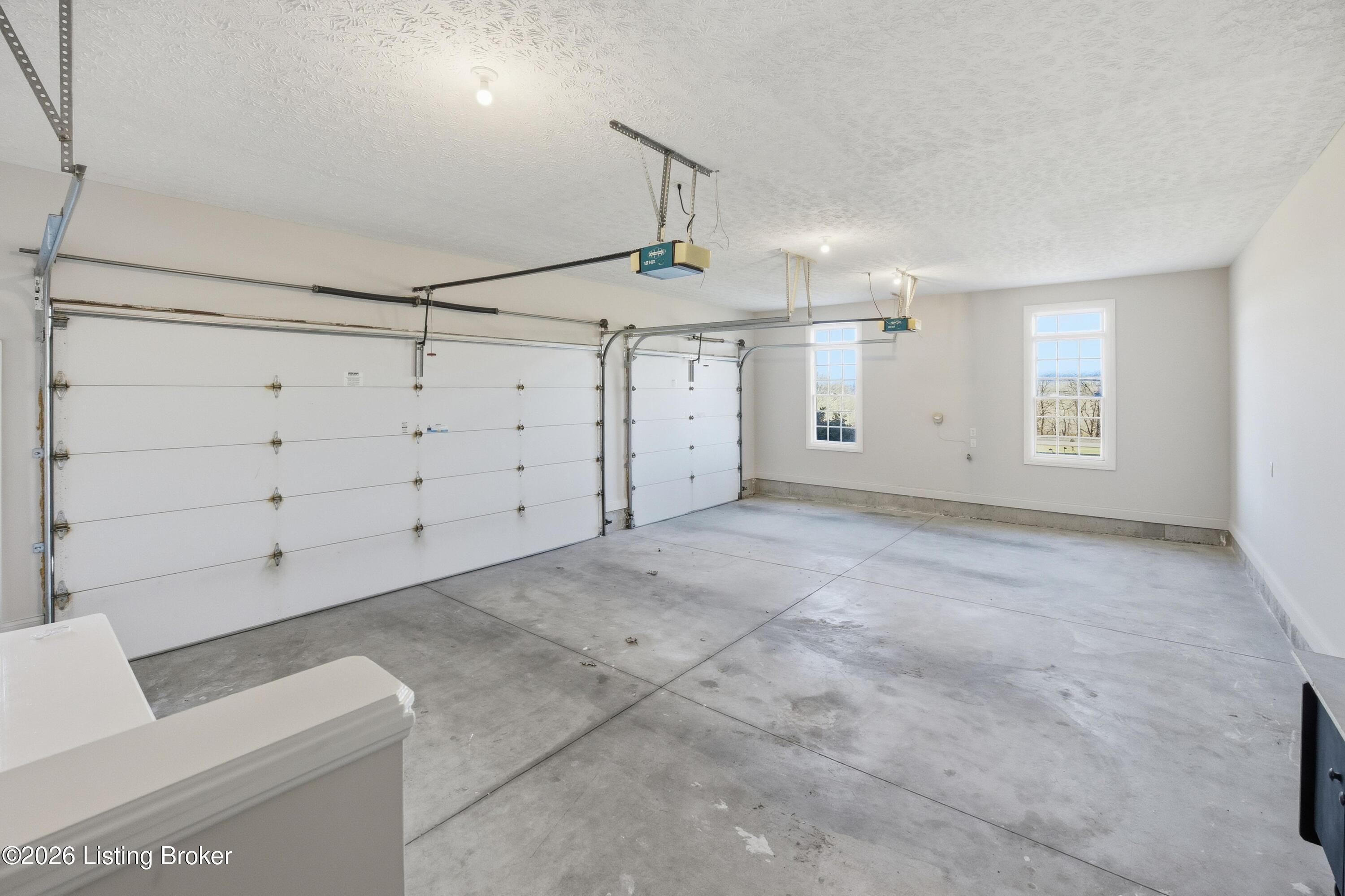 2870 Cropper Road Shelbyville, KY 40065 - Photo 71 of 95 3 Car Garage