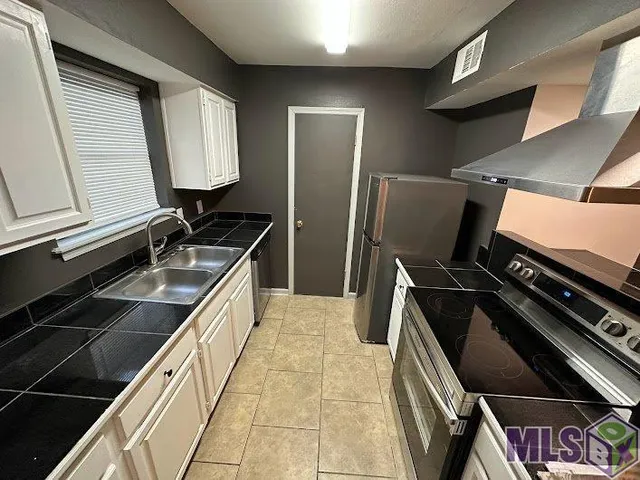 $121,600 | 2041 South Brightside View Drive, Baton Rouge, LA 70820