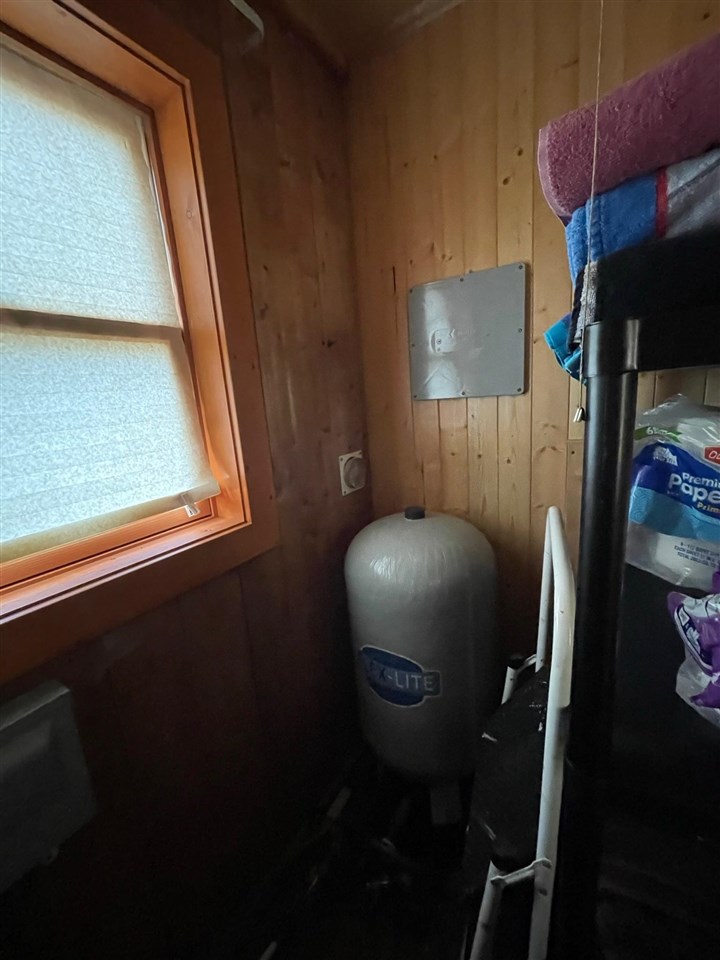 5600 Gronda Road Harrison, MI 48625 - Photo 37 of 83 1896080-36.JPG