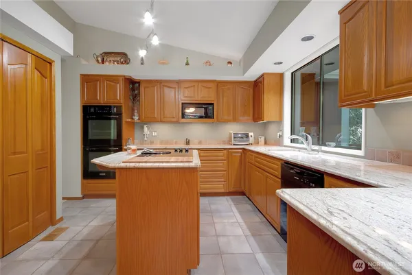 $699,950 | 2925 87th Ave Court East, Edgewood, WA 98371