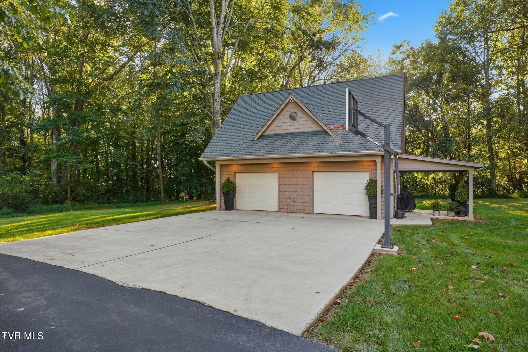 200 Trammel Road Bristol, TN 37620 - Photo 110 of 151 110-web-or-mls-200 Trammel Rd-92