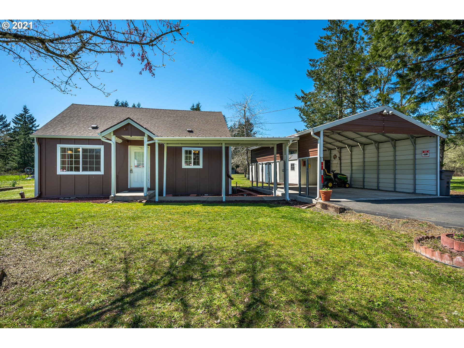 9345 Grand Ronde Road Grand Ronde, OR 97347 - Photo 1 of 32