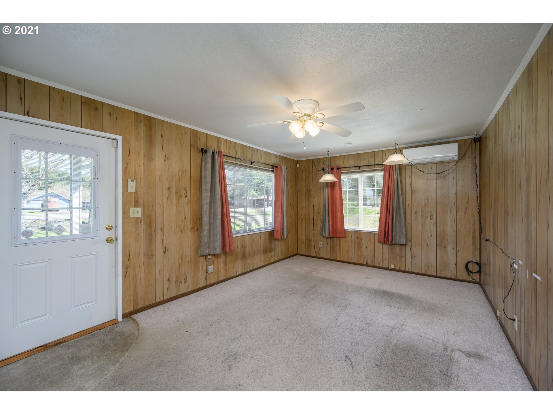 9345 Grand Ronde Road Grand Ronde, OR 97347 - Photo 10 of 32