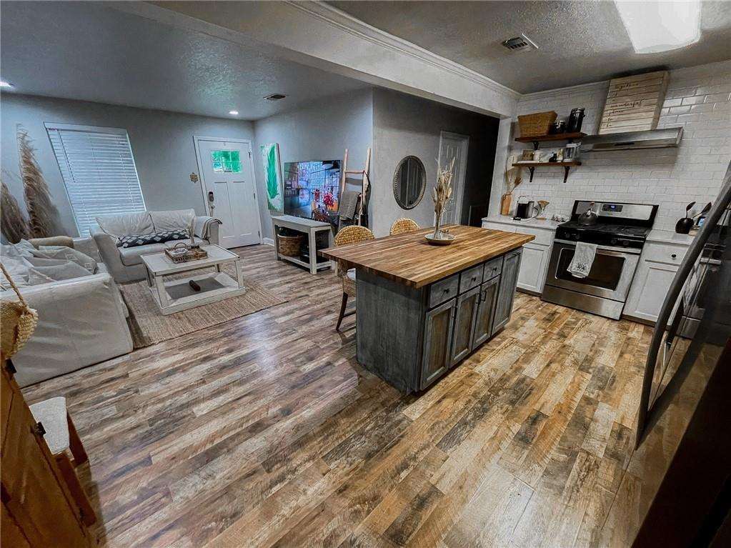 313 Lafitte Drive Baton Rouge, LA 70819 - Photo 8 of 30 Gallery Image 8