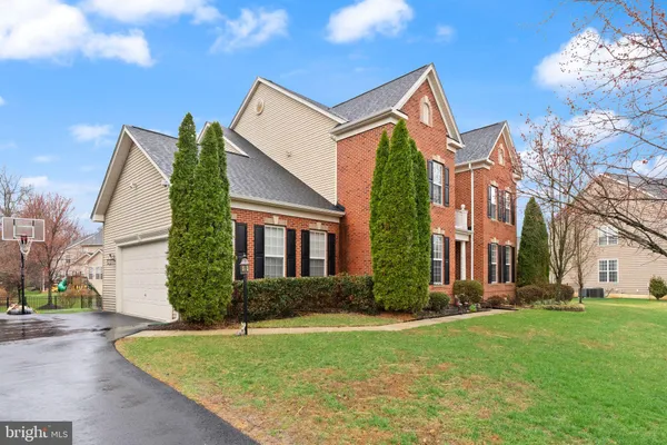 $2,400 | 16127 Hinman Place, Haymarket, VA 20169