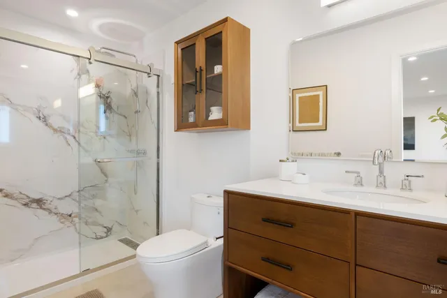 $2,725,000 | 202 Riviera Circle, Larkspur, CA 94939