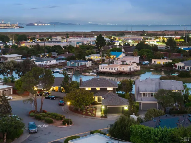 $2,725,000 | 202 Riviera Circle, Larkspur, CA 94939