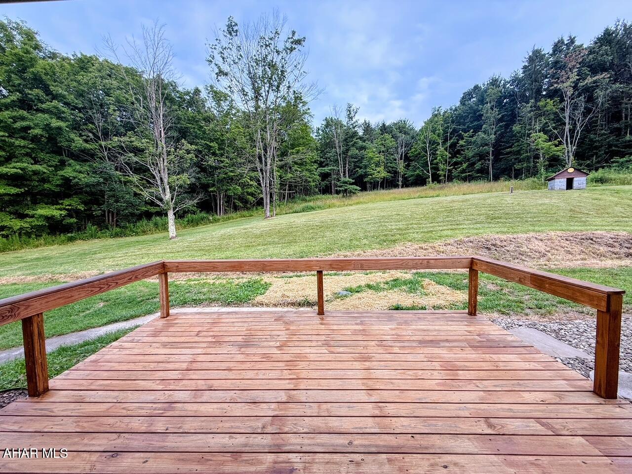636 Kanouff Road New Paris, PA 15554 - Photo 10 of 83 Gallery Image 10