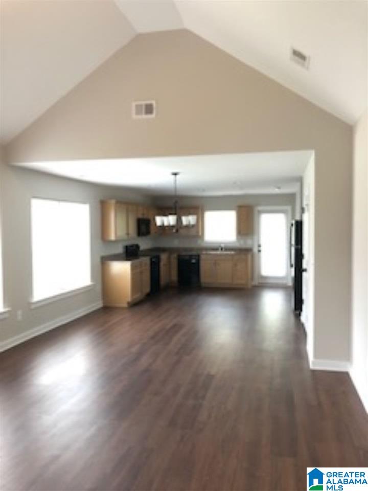 875 Maple Trace Odenville, AL 35120 - Photo 3 of 25
