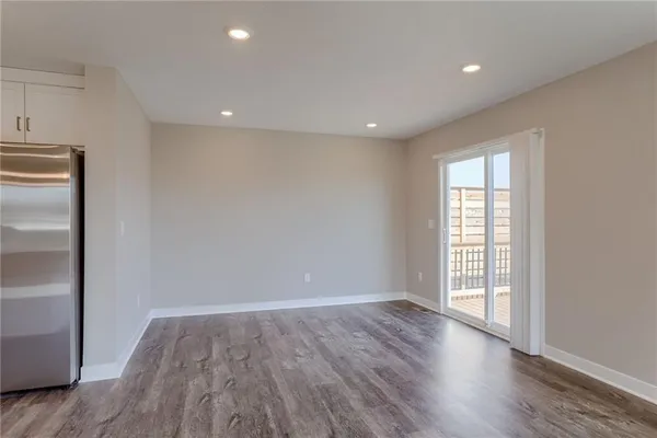 $2,600 | 3717 Southwest Knoxville Court, Lee's Summit, MO 64082