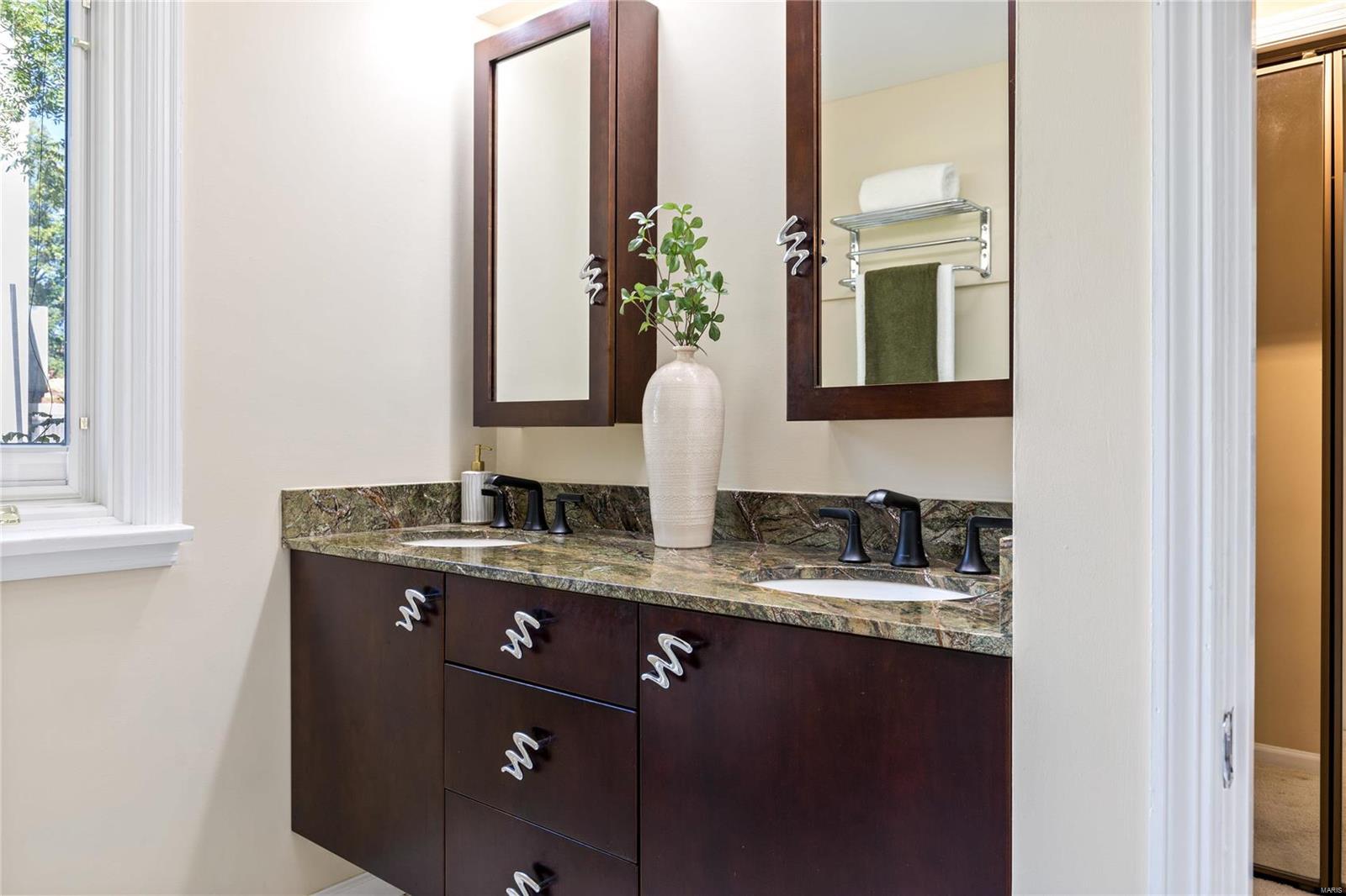 22 Balcon Estates St. Louis, MO 63141 - Photo 34 of 54